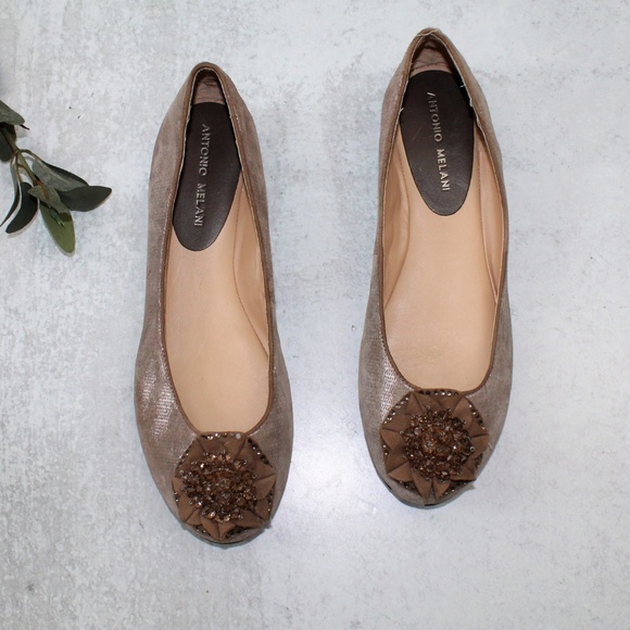ANTONIO MELANI Shoes - Antonio Melani Flower Accent Ballet Flats